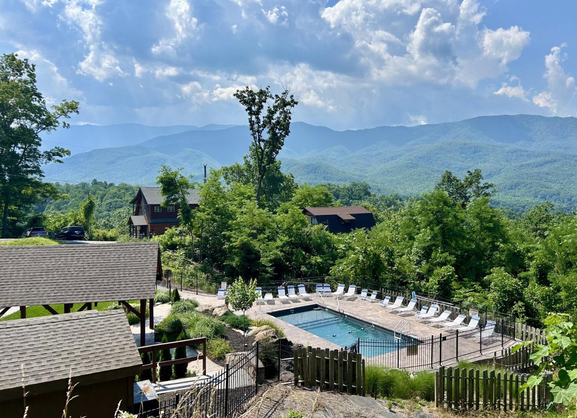 Southern Skies By Stony Brook Cabins Gatlinburg Eksteriør billede
